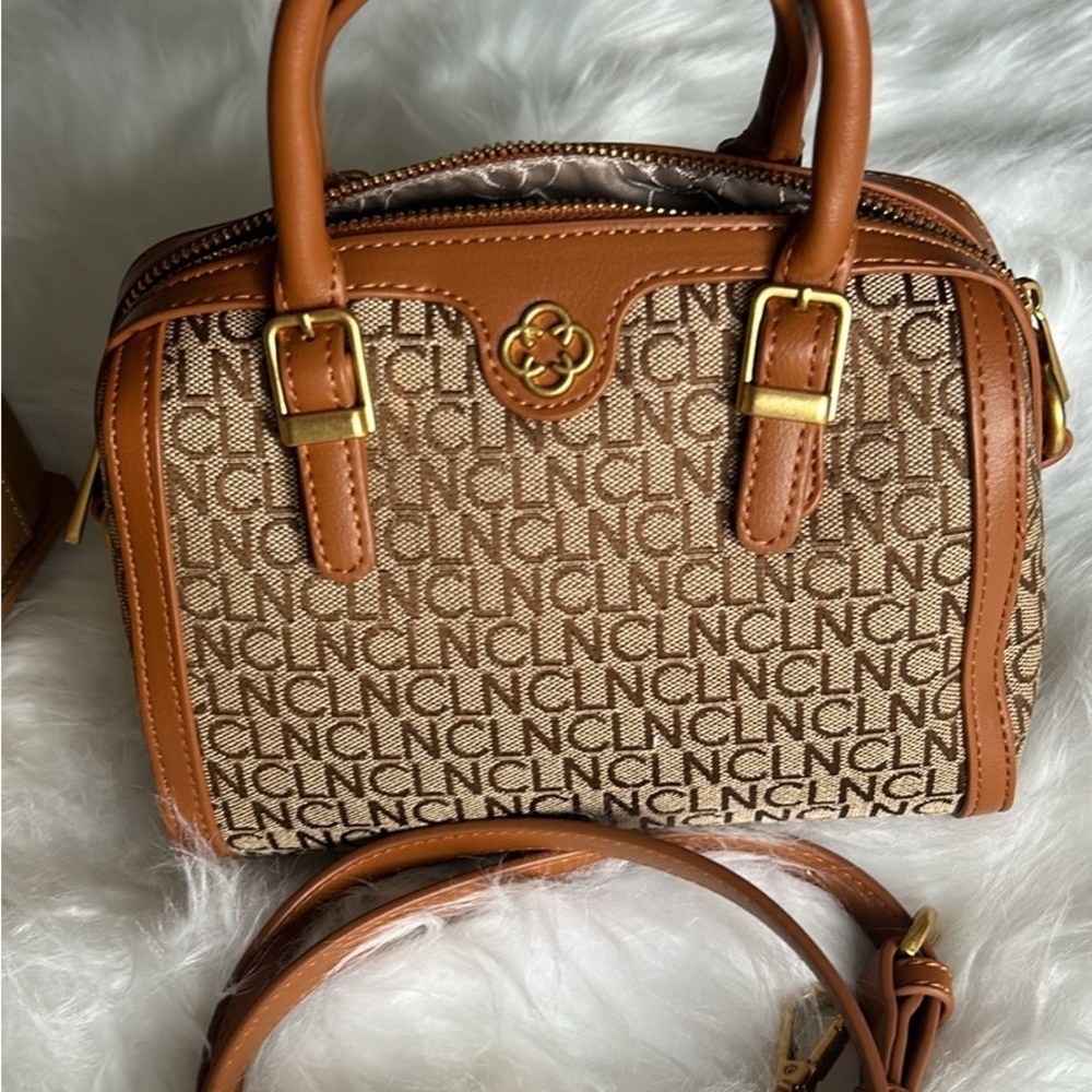 ❌❌SOLD❗️❗️CLN Crossbody Bags - Picture 5 of 5